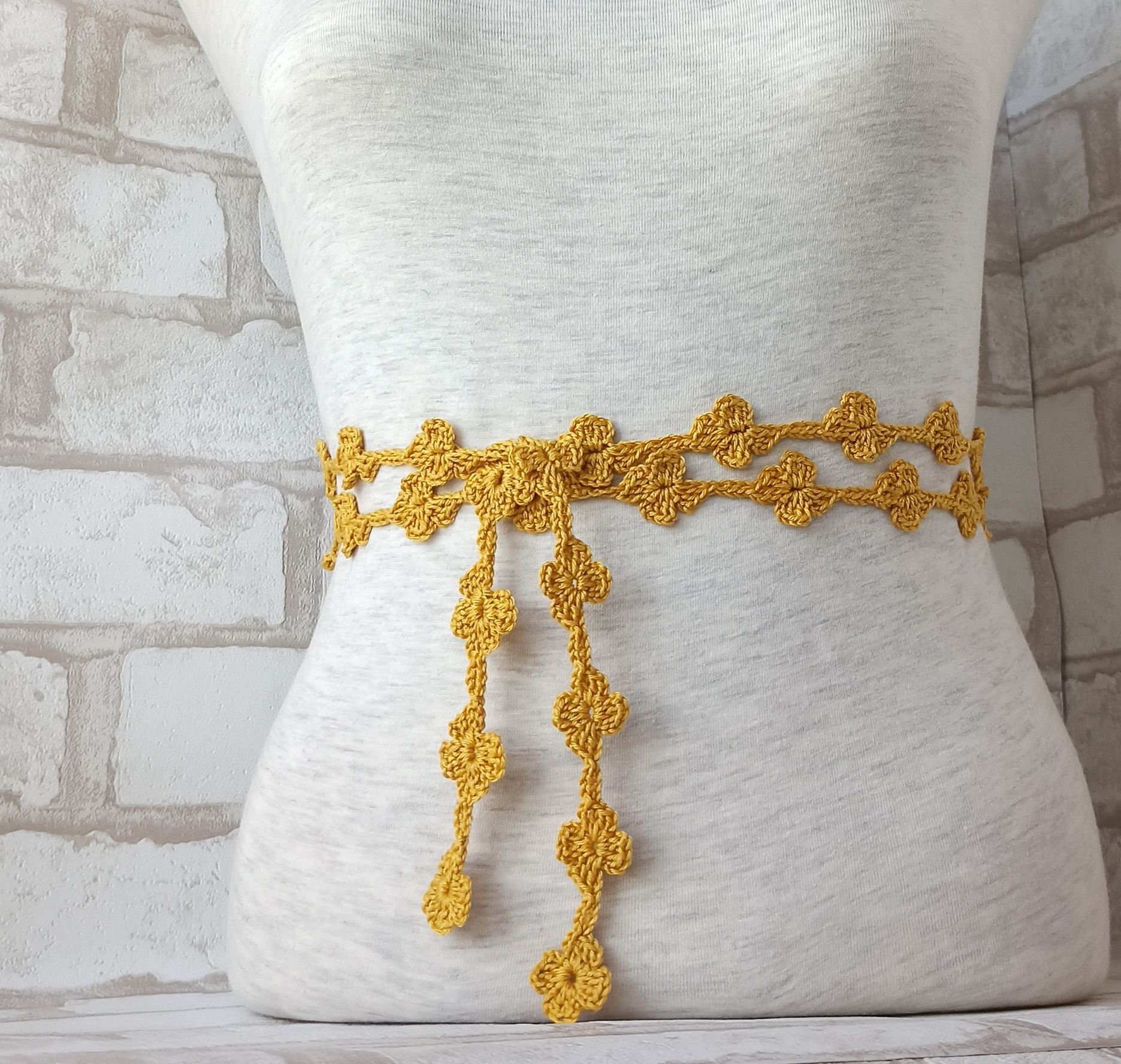 Women Gold Metal Chain Narrow Waistband Fashion Belt Bling Sun Flower Charm  S M