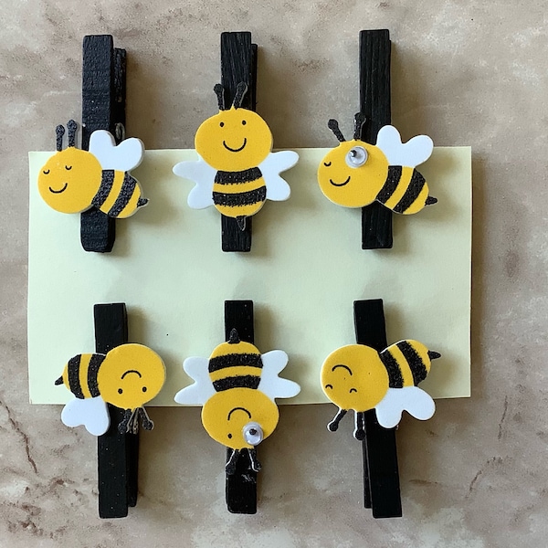 Bee, Bumblebee clothespin tag holder, Bee, Bumblebee clothespin clips, photo, note or artwork holder, gift bag clips