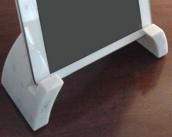 Tablet holder / tablet stand in Carrara marble - made in Italy - Carrara