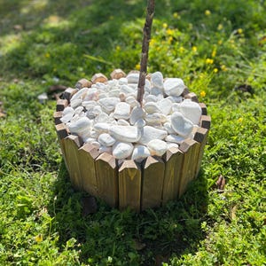 Handgefertigter Gartenzaun aus Holz, benutzerdefinierte Höhen und Farben, dekorativer Minizaun, rustikaler Topf- und Gartenrandzaun, Garteneinfassung