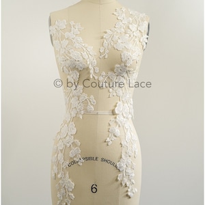 Romantic ornate lace patch/ white ornament flower applique/ wedding dress lace appliqué/ bridal ornate pattern applique / A23-317