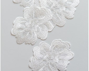 A17-117 // 6pc. Lace flower patch, Sew on 3D flower, 3D flower lace appliqué, 3d lace flower, weddingdress lace appliqué, bridal 3D applique