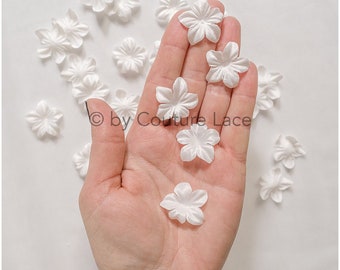 10 g. Fiori di pizzo 3D/ cuci su fiori 3D/ fiori 3D applicati in pizzo/ abiti da sposa applicati in pizzo// A24-435