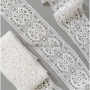 T22-214 - 4yds // off-white boho crochet lace trim/ geometric lace trim / bridal guipure lace trim/ offwhite dot lace trim