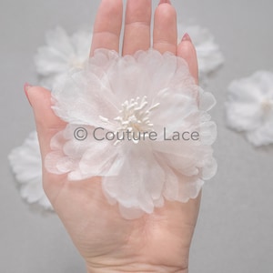 3D Blumen Spitze/ zum Aufnähen 3D Blumen/ 3D Blumen Spitze Applikation/ Hochzeitskleid Spitze Applikation // A24-452