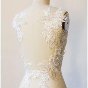 A17-046 // 2pc. 3D mirrored Wedding dress appliqué, Large lace Applique, Flower appliqué, large Lace Flower, Illusion Back Lace, Lace patch