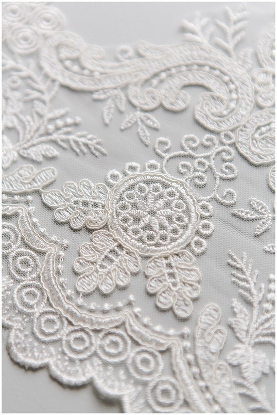 Weddingdress dentelle, bordure en dentelle voile, bordure en doux dentelle de mariée, doux en brodé dentelle, broderie de dentelle galon, dentelle de mariée élégant, (T17-047) 444598 Weddingdress dentelle, bordure en dentelle voile, bordure en doux dentelle de mariée, doux en brodé dentelle, broderie de dentelle galon, dentelle de mariée élégant, (T17-047) 444598