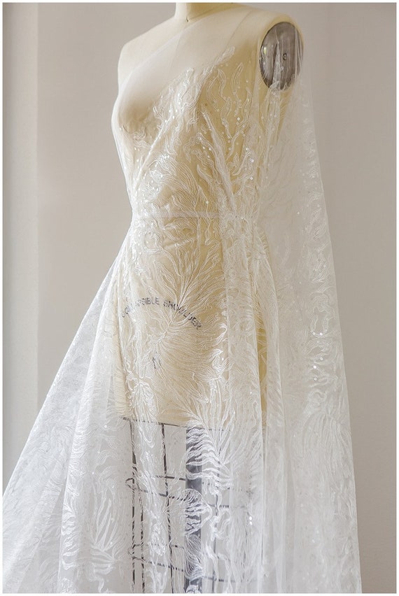 Très doux, fleur dentelle tissu avec paillettes transparents, dentelle (L17-147) plume, doux mariage robe de dentelle, dentelle voile (L17-147) dentelle c72528 Très doux, fleur dentelle tissu avec paillettes transparents, dentelle (L17-147) plume, doux mariage robe de dentelle, dentelle voile (L17-147) dentelle c72528