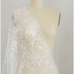 L17-018 // Romantic floral bridal lace fabric, heavy embroidered wedding lace fabric - floral lace design - off-white