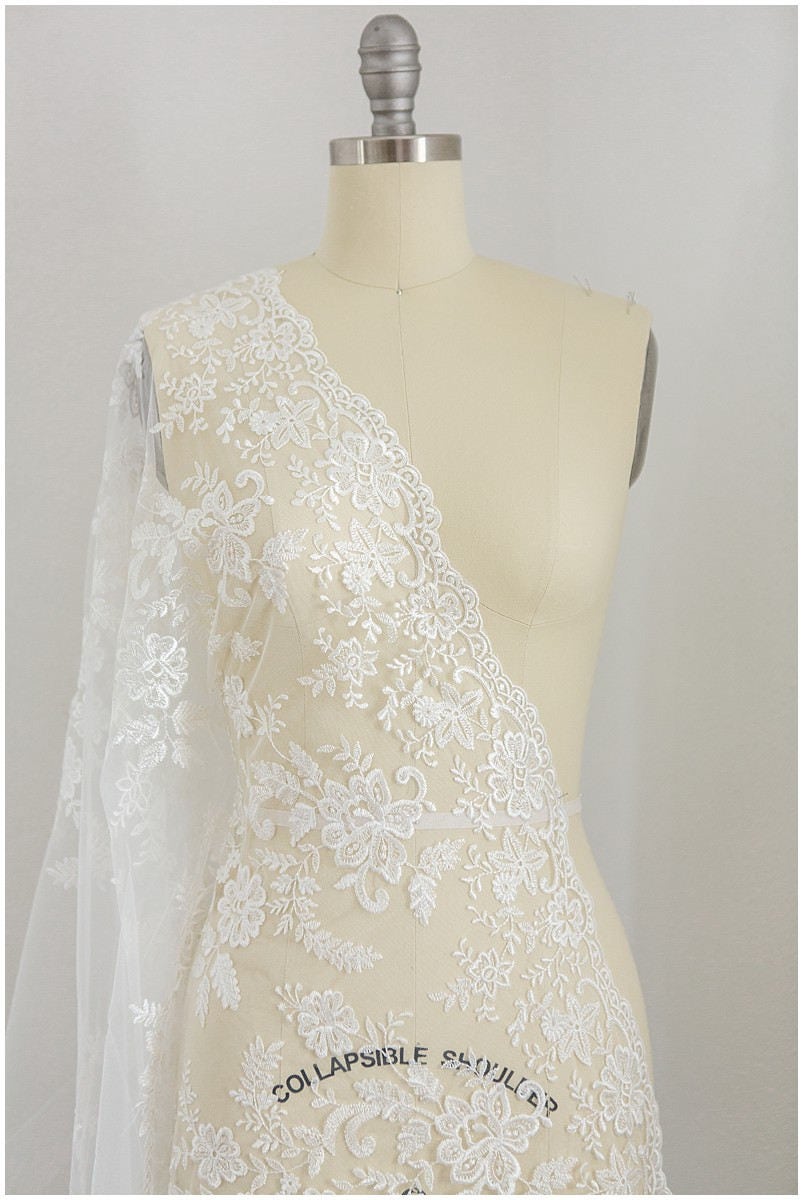 L17-018 // Romantic floral bridal lace fabric, heavy embroidered wedding lace fabric - floral lace design - off-white
