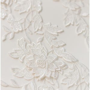 T17-007 // 2x 1yds mirrored SILVER/ OFF-White elegant 3D flower lace Trim, Alencon Lace Trim, Bridal Lace, 3D Flower Lace, Lace Embroidery image 6