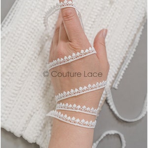 T22-194 - 4yds // off-white boho crochet lace trim/ geometric lace trim / bridal guipure lace trim/ offwhite dot lace trim