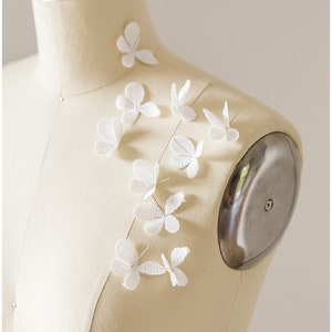 A17-088/ 20stk. Spitze Blume Aufnäher, 3D Blume Aufnäher, 3D Spitze Blume, 3D Spitze Blume, Hochzeitskleid Spitze Applikation, Schmetterling Applikation