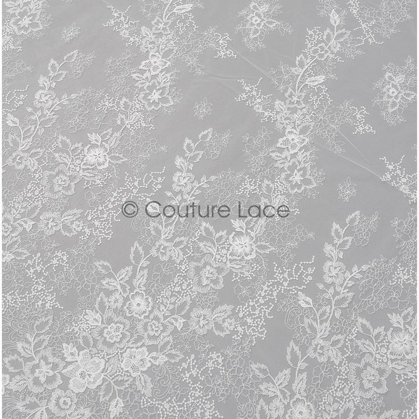 L22-433 // tissu romantique en dentelle de mariée avec motif floral / tissu de dentelle couture florale / dentelle brodée de fleurs de mariée