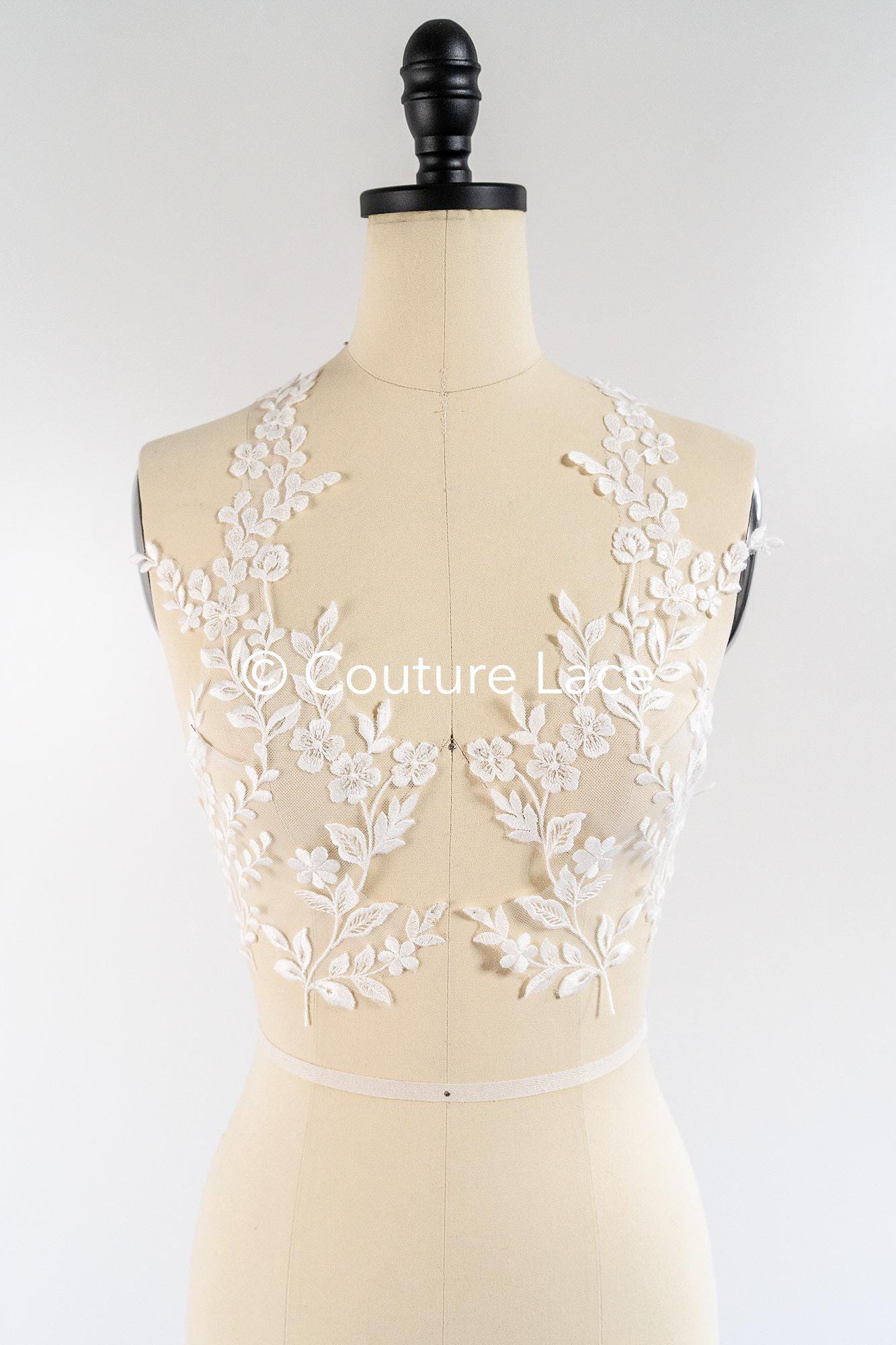Romantic applique off-white/ bridal patch with flowers/ wedding dress lace appliqué/ bridal patch applique// A24-170