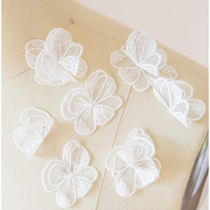 A17-086 //20St. Spitze Blume Aufnäher, 3D Blume Aufnäher, 3D Spitze Blume, 3D Spitze Blume, Hochzeitskleid Spitze Applikation, Schmetterling Applikation