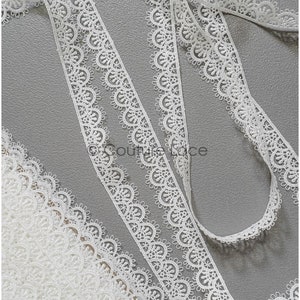 T22-220 - 4yds // off-white boho crochet lace trim/ geometric lace trim / bridal guipure lace trim/ offwhite dot lace trim