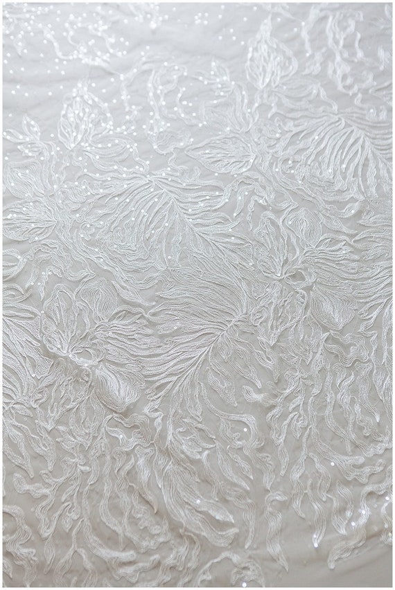 Très doux, fleur dentelle tissu avec paillettes transparents, dentelle (L17-147) plume, doux mariage robe de dentelle, dentelle voile (L17-147) dentelle c72528 Très doux, fleur dentelle tissu avec paillettes transparents, dentelle (L17-147) plume, doux mariage robe de dentelle, dentelle voile (L17-147) dentelle c72528