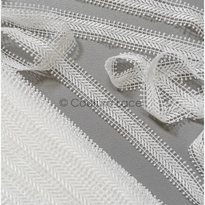 T22-212 - 4yds // off-white boho crochet lace trim/ geometric lace trim / bridal guipure lace trim/ offwhite dot lace trim