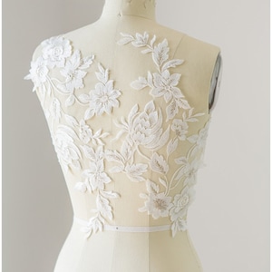 A17-099 // Lace Flower patch, Flower appliqué, Romantic flower lace appliqué, wedding dress lace, wedding dress lace appliqué, bridal lace