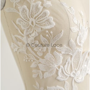 A22-269 // romantic flower lace patch/ cotton flower applique/ wedding dress lace appliqué/ bridal flower applique zdjęcie 3