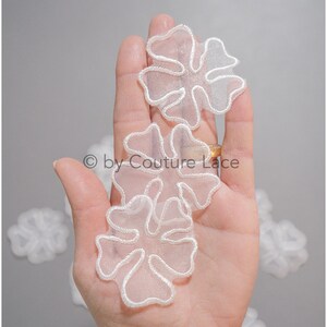 A20-193 // 30pc. Parche de flor de encaje, Coser en flor 3D, aplique de encaje de flores 3D, flor de encaje 3d, aplique de encaje de vestido de novia, encaje de novia
