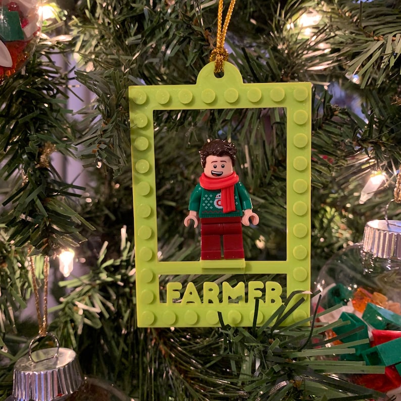 Brick Minifigure Holder Ornament with Name Minifigure not included, Personalized Minifigure Ornament Hang, Christmas Ornament image 5