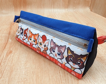 Handmade Cat pencil case, Cat zipper pouch, pen organizer, Pencil case, Makeup bag, Cute cat pouch, neko, triangle zipper pouch, pen storage