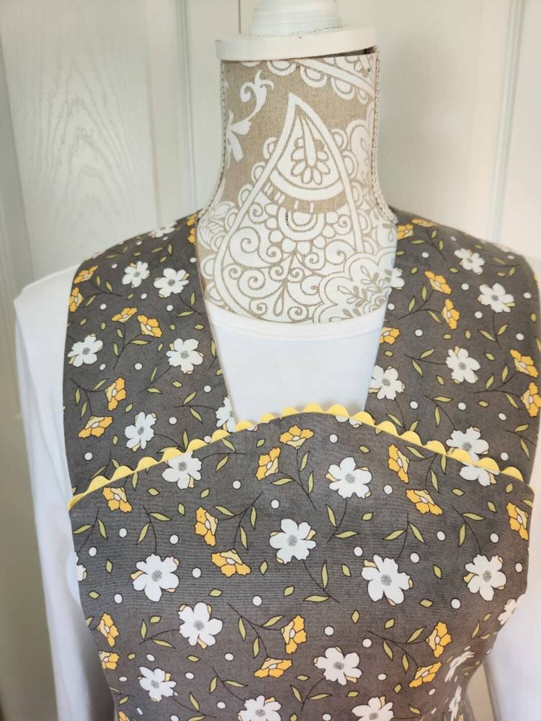 Apron Ladies Kitchen Apron Fabric Apron Full Apron Gift Etsy