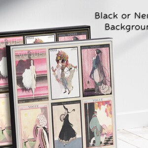 Op de afbeelding: Twee ingelijste Vogue-magazinecovers met vintage illustraties. De frames zijn zwart en wit, met het Vogue-logo op elke cover. De illustraties tonen vrouwen in elegante poses en outfits.