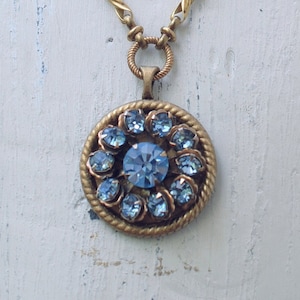 Vintage Ice Blue Rhinestone Pendant Necklace: Crystal Bead Choker