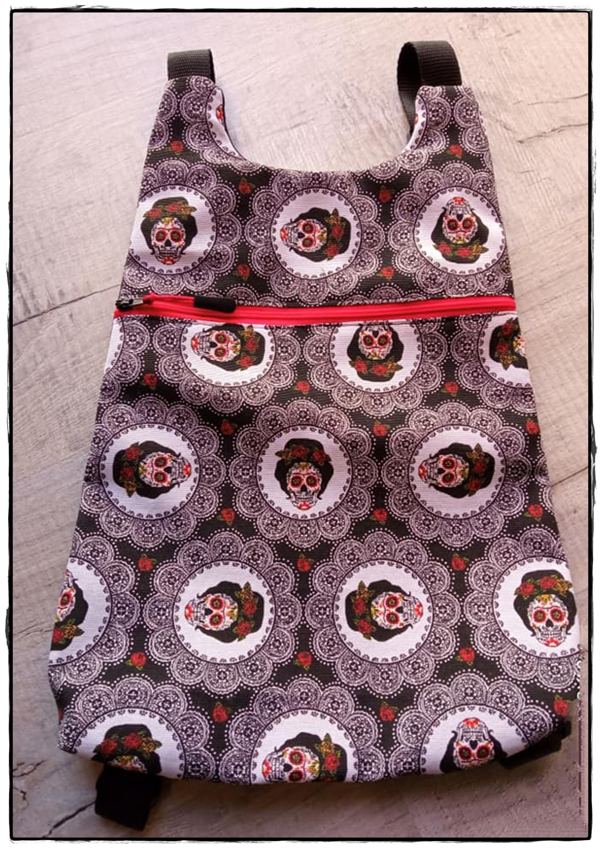 Exclusive original new fabric backpack Model linked to the Etsy