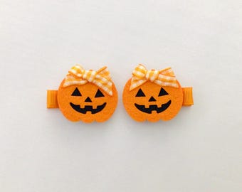 Pigtail hair clips baby safe hair clips Halloween hair bows Fall bow set girls pigtail bows felt pumpkin hair clips toddler hair bow clip