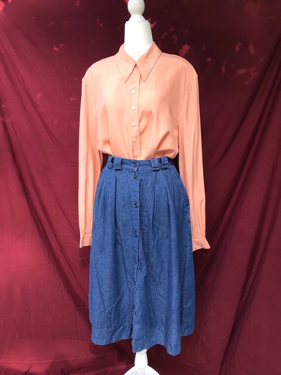 Vintage denim button up skirt // skirt with pocket