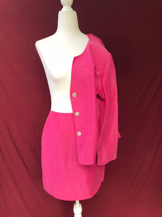 Vintage 90’s pink skirt suit // silk & linen blend