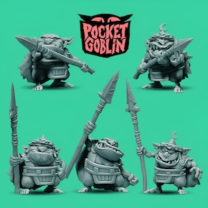 Può includere: Una collezione di figurine di goblin in miniatura grigie, ognuna con una lancia. Le figurine hanno tratti esagerati e sono in varie pose. Il logo "Pocket Goblin" è visualizzato sopra le figurine.
