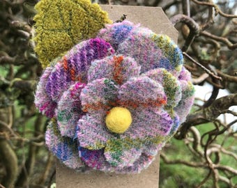 Harris Tweed Flower Brooch, Pale Pink Bloom with Green Leaf