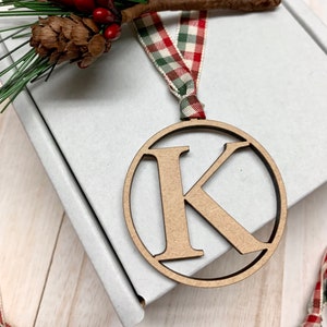 Etiquetas de regalo de Navidad - Etiquetas de regalo con monograma, Etiquetas de regalo de Navidad con iniciales - Etiqueta de regalo de madera - Etiquetas con iniciales - Etiquetas personalizadas