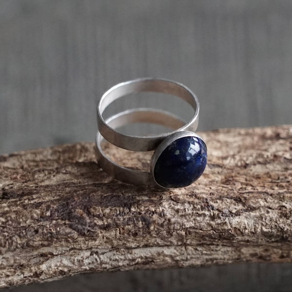 Silver .925 Lapis Lazuli ring / lapis gemstone stone ring