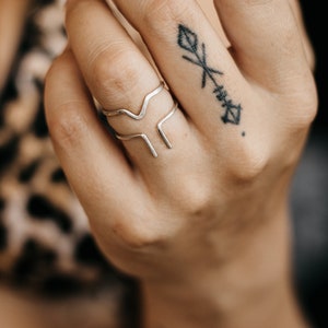 Unique 925 Silver Stack Rings, Double Bar Ring, Adjustable Open Rings, Simple Wavy Ring, Minimal Chevron Ring, Sterling Silver Delicate Ring