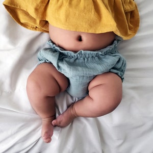 Baby Diaper Cover PDF Sewing Pattern – with or without ruffles – Instant download