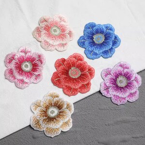 7.4x7cm Beauty Petal flower Multi color Lace embroidery Applique flower Hand sewing clothing accessories DIY clothing dress skirt