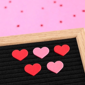 Te amo por Candy Letters • Feliz día de San Valentín y colección de iconos de tablero de letras y corazones