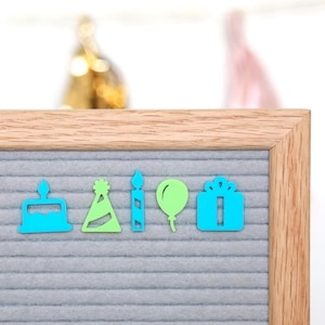 Feliz cumpleaños (verde claro y azul claro) de Candy Letters • Decoraciones para fiestas de cumpleaños Íconos para tableros de letras • Accesorios para tableros de letras
