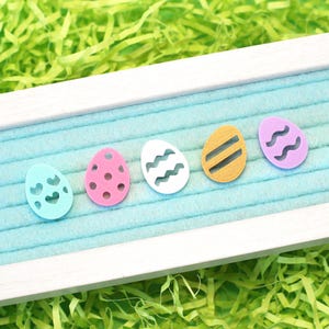 Huevos de Pascua (pasteles) de Candy Letters • Decoraciones de Pascua e íconos para tableros de letras con canastas de conejitos de Pascua • Accesorios para tableros de letras