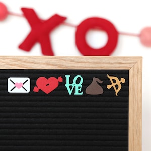 Be Mine de Candy Letters • Tablero de letras con corazones y feliz día de San Valentín / Colección de íconos para tablero de letras