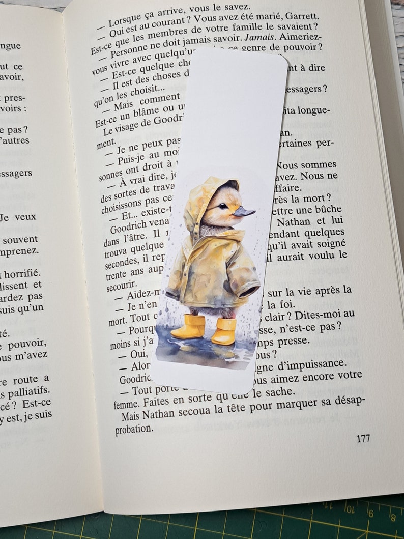 Bookmark rabbit bookmark gift educator teacher book accessory Canard yellow coat