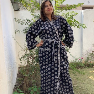 Black floral Blockprint Robe Cotton Kimono Robes for Women Indian Dressing Gown Unisex Blockprint Beach Cover ups Bridesmaid Gifts