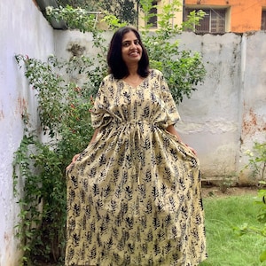 Vetements grande taille Vetements bohemes Robe caftan Robe India Caftan grande taille Femmes grandes tailles Robes de maternite Robe de babyshower Etsy France