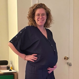 Maternity hospital gown, Hospital gowns, Maternity gown, Delivery gown, Nursing gown, gown for epidural, pregnancy gown, breastfeeding gown